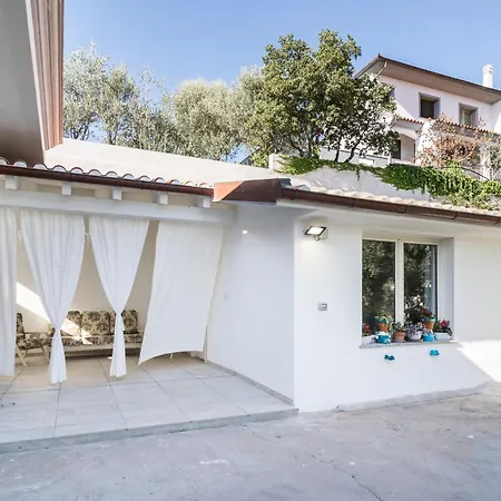 Дом отдыха Domo Bonaeras Irgoli